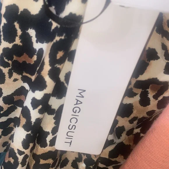 MAGICSUIT Sophie Leopard Tankini bathing suit top Black/brown NWT - Picture 7 of 11